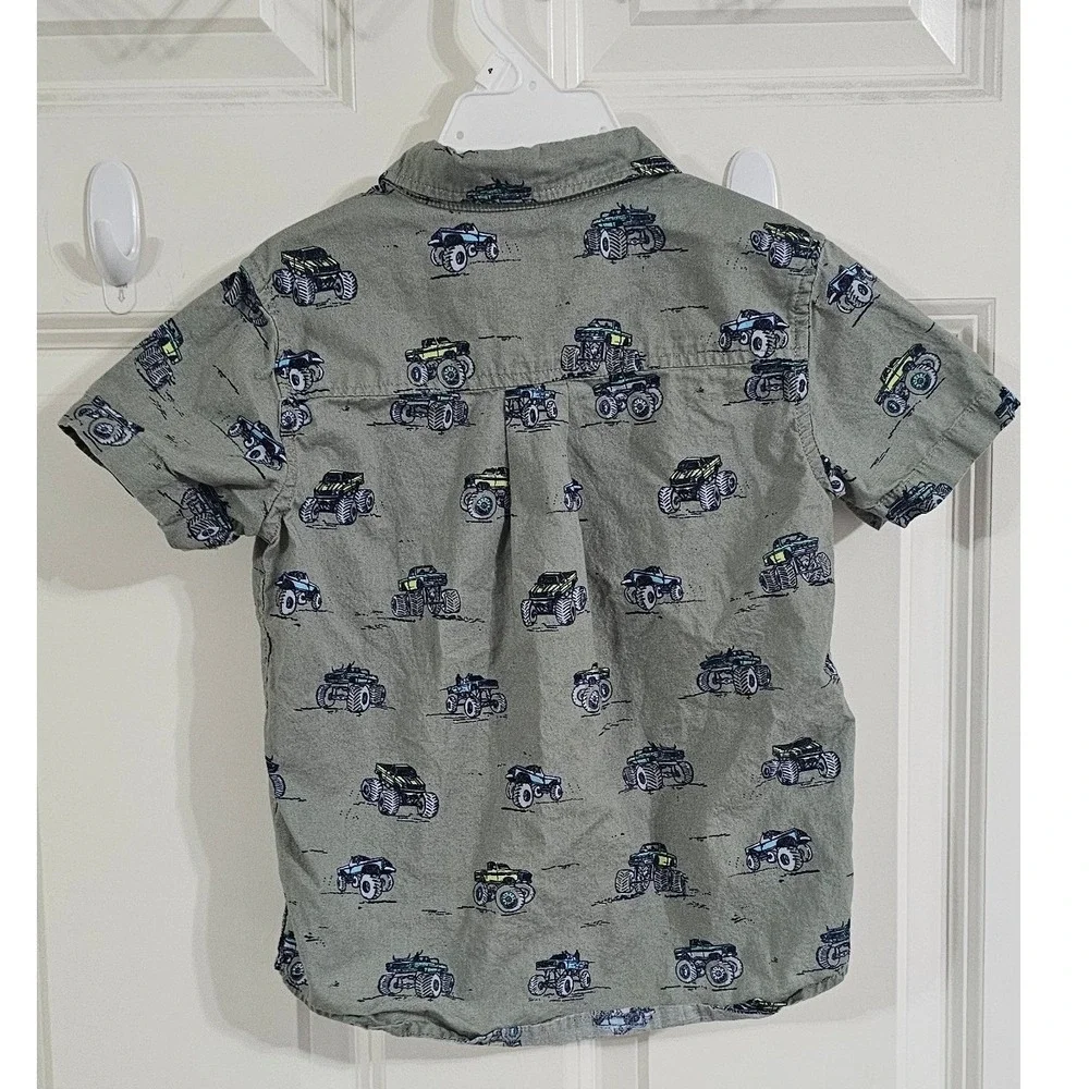 The Childrens Place Boys Monster Truck Button Down Shirt Sage Green 4T Short Sl